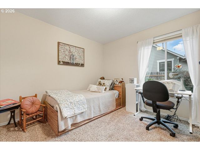 13318 SQUIRE Dr, Oregon City, OR 97045