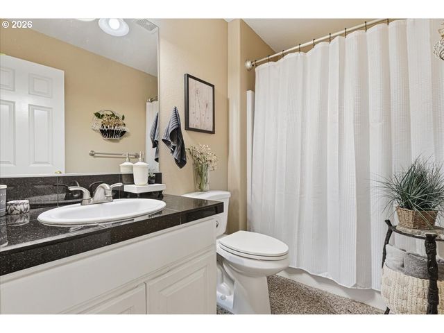 13318 SQUIRE Dr, Oregon City, OR 97045