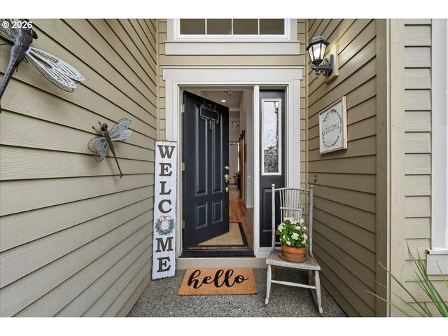 13318 SQUIRE Dr, Oregon City, OR 97045