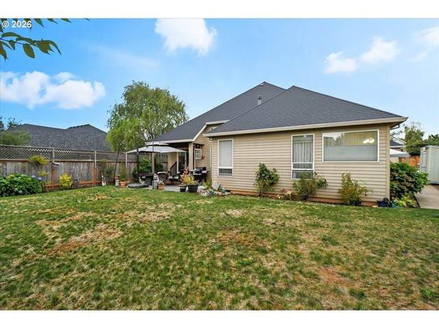 13318 SQUIRE Dr, Oregon City, OR 97045