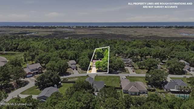 2505 Shelby Lane, Ocean Springs, MS 39564