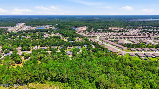 2505 Shelby Lane, Ocean Springs, MS 39564