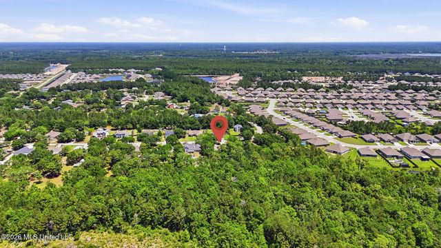 2505 Shelby Lane, Ocean Springs, MS 39564