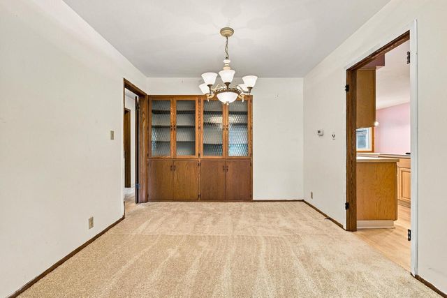 3920 Fiebrantz DRIVE, Brookfield, WI 53005