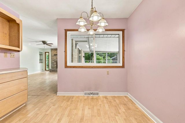 3920 Fiebrantz DRIVE, Brookfield, WI 53005