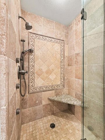 3920 Fiebrantz DRIVE, Brookfield, WI 53005