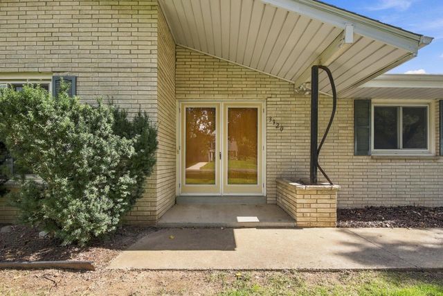 3920 Fiebrantz DRIVE, Brookfield, WI 53005