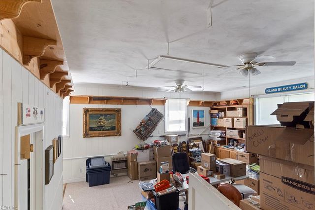 3309 Guinea CIR, Hayes, VA 23072