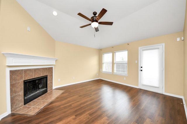2222 Summit Meadow Drive, Houston, TX 77489
