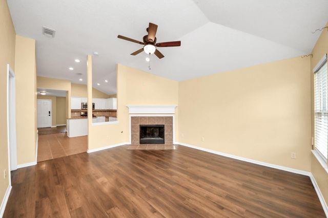 2222 Summit Meadow Drive, Houston, TX 77489