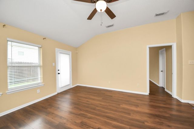2222 Summit Meadow Drive, Houston, TX 77489