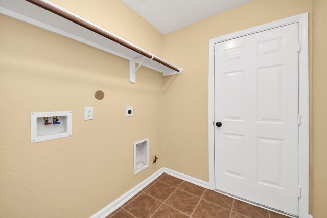 2222 Summit Meadow Drive, Houston, TX 77489