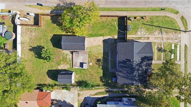 3307 Dawes Drive, Dallas, TX 75211