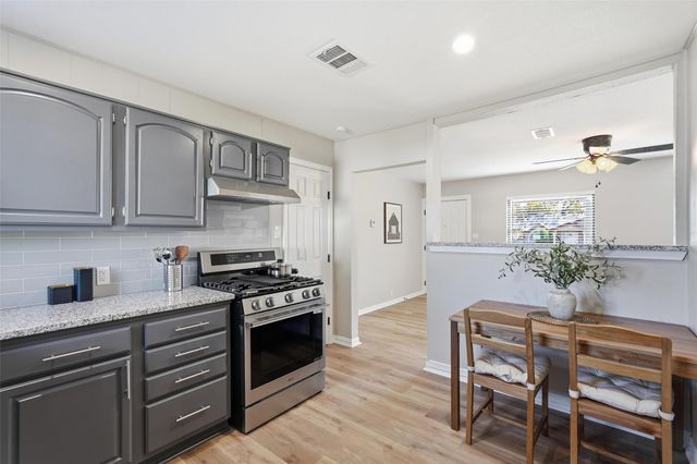 3307 Dawes Drive, Dallas, TX 75211