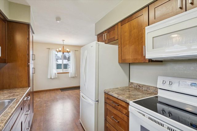 N305 E 2ND Avenue, Brodhead, WI 53520