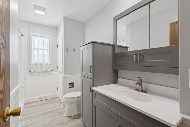 N305 E 2ND Avenue, Brodhead, WI 53520