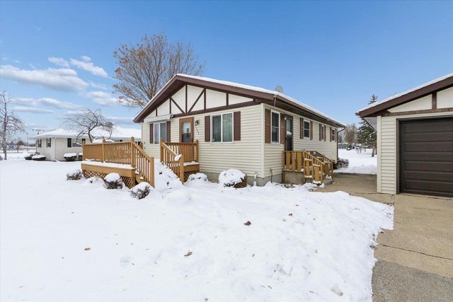 N305 E 2ND Avenue, Brodhead, WI 53520