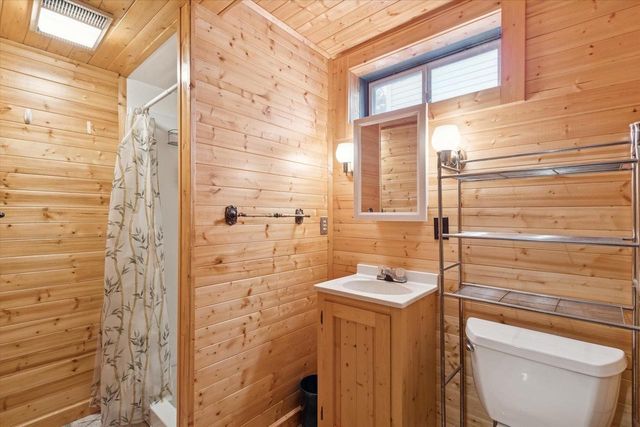 N305 E 2ND Avenue, Brodhead, WI 53520