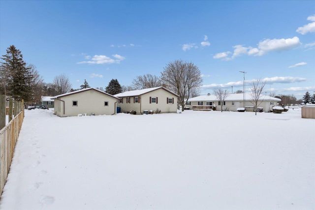 N305 E 2ND Avenue, Brodhead, WI 53520