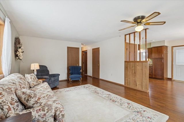 N305 E 2ND Avenue, Brodhead, WI 53520