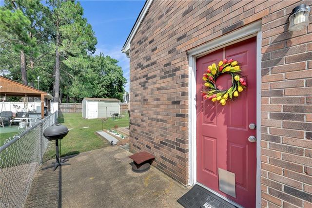 512 Big Bethel RD, Hampton, VA 23666