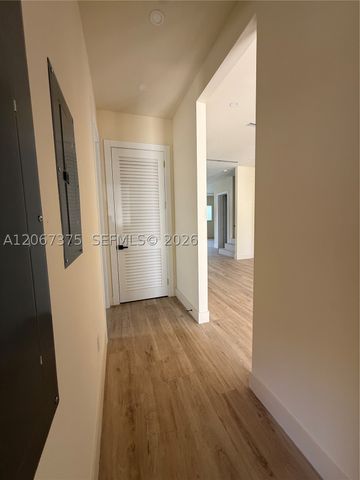 3326 Elizabeth St, Miami, FL 33133