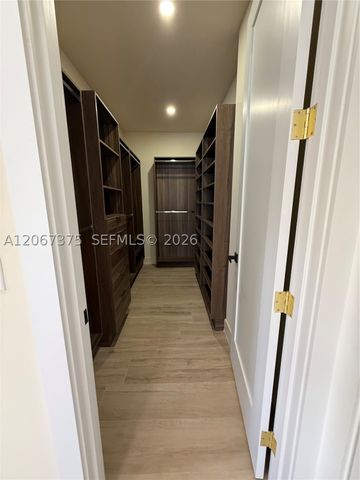 3326 Elizabeth St, Miami, FL 33133