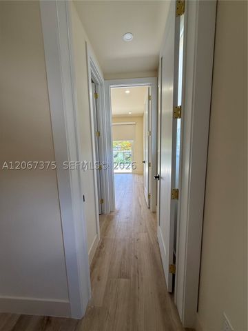 3326 Elizabeth St, Miami, FL 33133