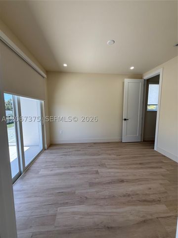 3326 Elizabeth St, Miami, FL 33133