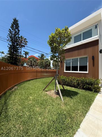 3326 Elizabeth St, Miami, FL 33133