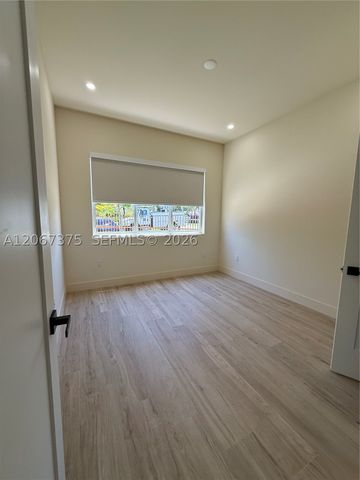 3326 Elizabeth St, Miami, FL 33133