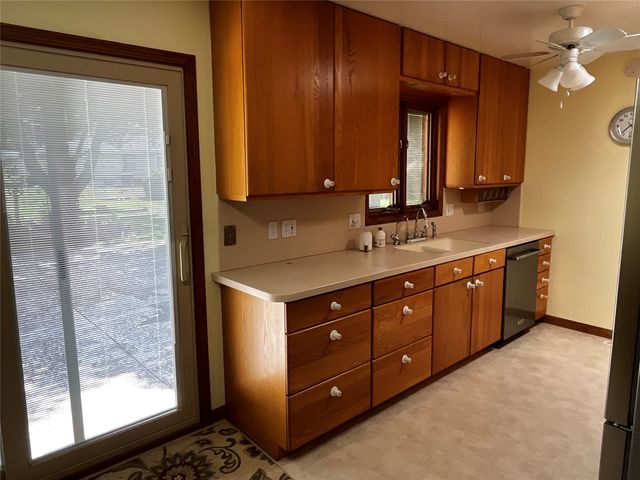 1417 SW Westview Circle, Ankeny, IA 50023