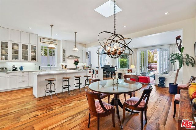 749 Milwood Avenue, Venice, CA 90291