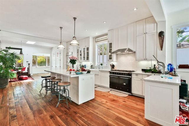 749 Milwood Avenue, Venice, CA 90291