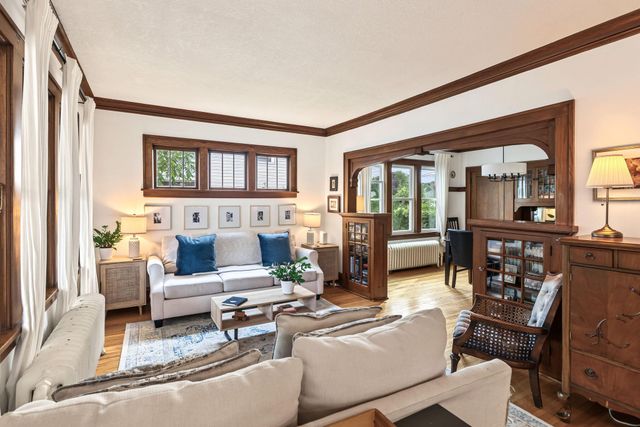 340 6th Avenue S, South Saint Paul, MN 55075