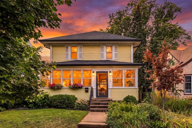 340 6th Avenue S, South Saint Paul, MN 55075