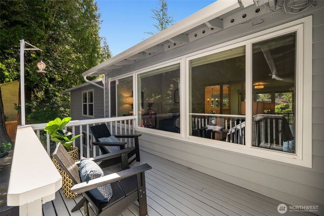 15806 SE 166th Place, Renton, WA 98058