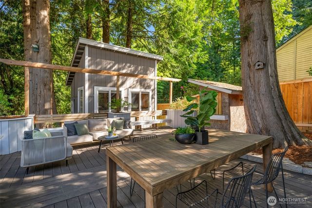 15806 SE 166th Place, Renton, WA 98058