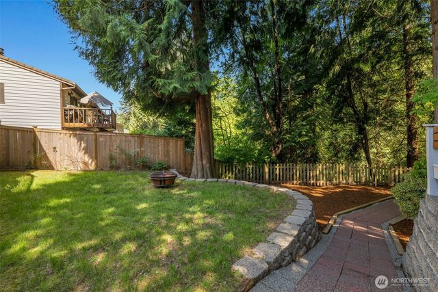 15806 SE 166th Place, Renton, WA 98058