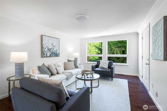 15806 SE 166th Place, Renton, WA 98058