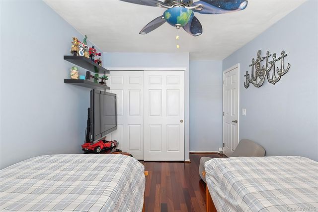 126 Beacon Lane 68, Bronx, NY 10473