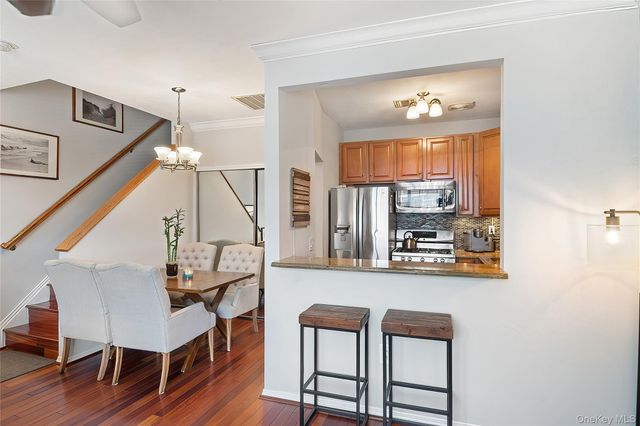 126 Beacon Lane 68, Bronx, NY 10473