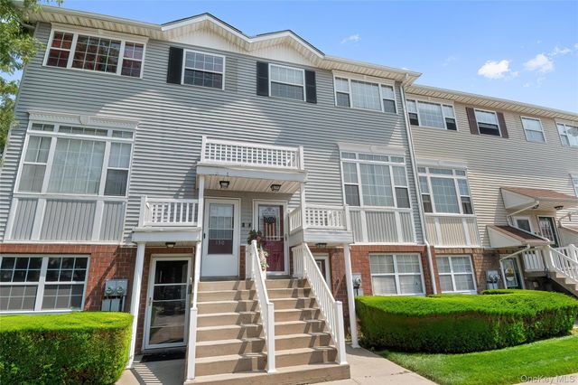 126 Beacon Lane 68, Bronx, NY 10473