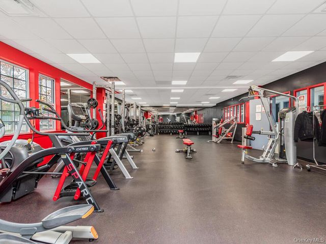 126 Beacon Lane 68, Bronx, NY 10473