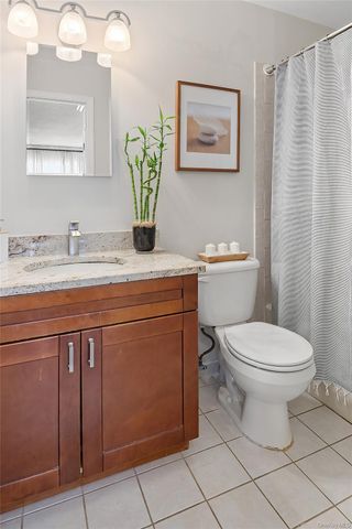 126 Beacon Lane 68, Bronx, NY 10473