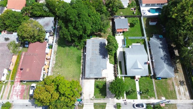 3121-3123 SW 25th Ter, Miami, FL 33133