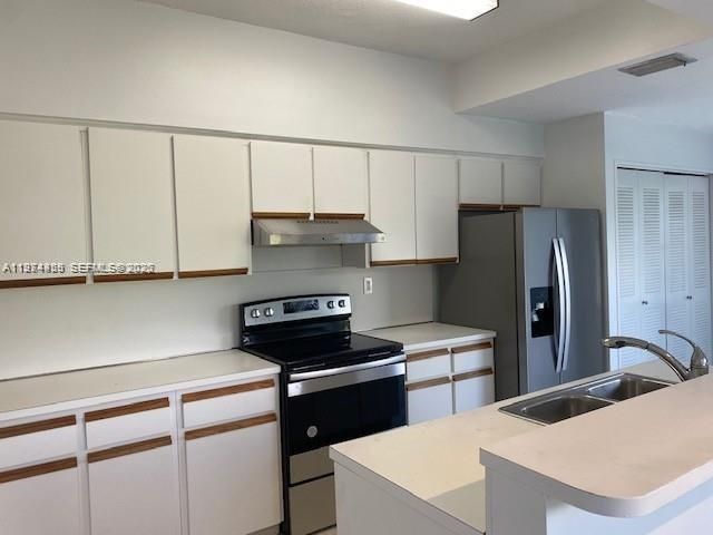 14255 SW 57th Ln 8-6, Miami, FL 33183