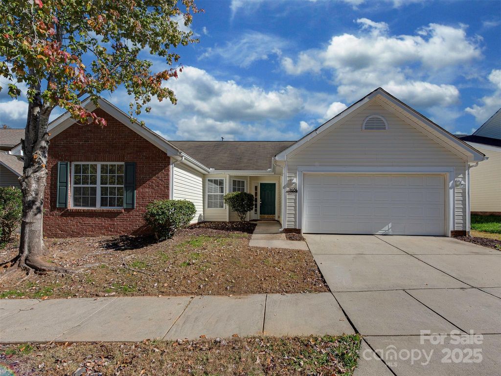 7004 Paddle Wheel Lane 696, Indian Trail, NC 28079