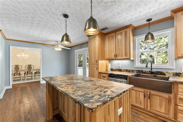 1927 Highway 16 E, Jackson, GA 30233