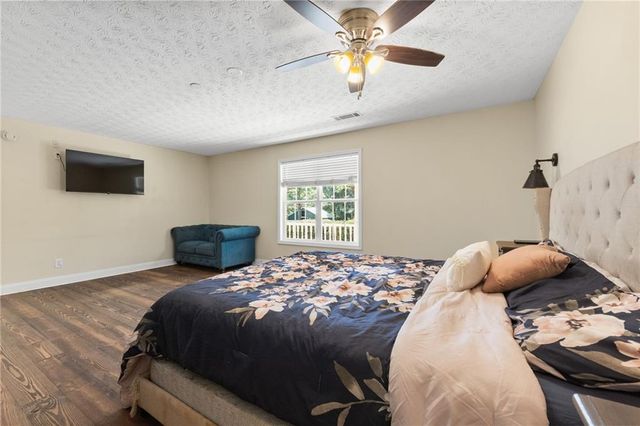 1927 Highway 16 E, Jackson, GA 30233